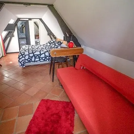 Charming House Overlooking Aveyron Valley Casa vacanze *