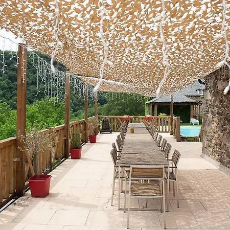 Charming House Overlooking Aveyron Valley Casa vacanze