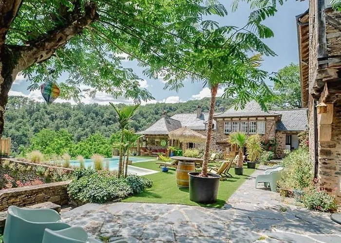 Charming House Overlooking Aveyron Valley La Fouillade