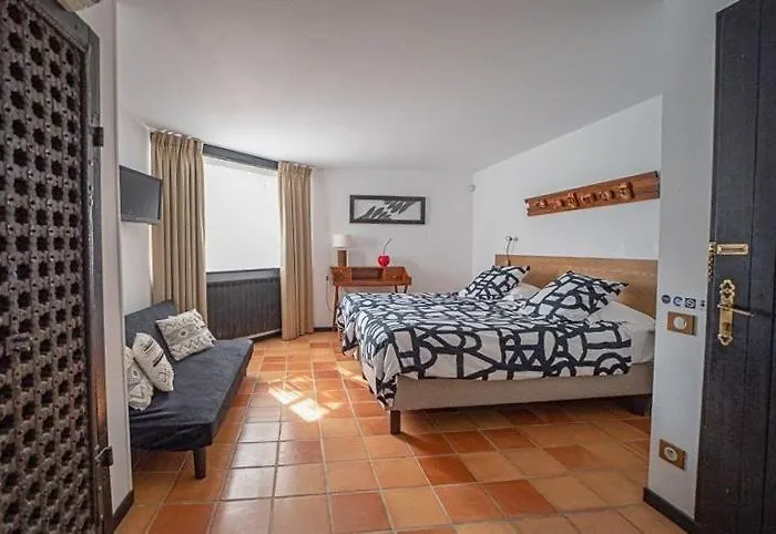 بيت للعطل Charming House Overlooking Aveyron Valley La Fouillade