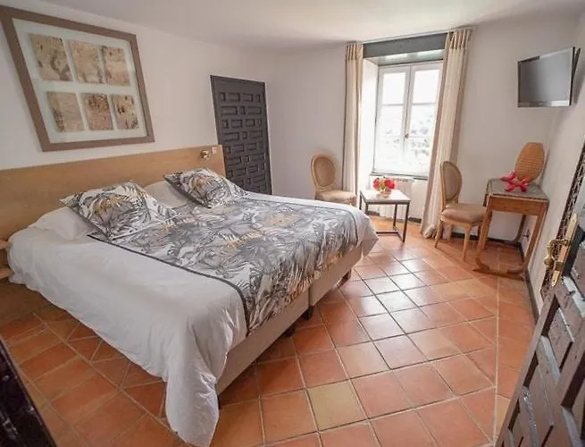 Charming House Overlooking Aveyron Valley